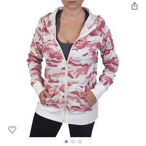 Camouflage camp activewear lightweight jacket pink